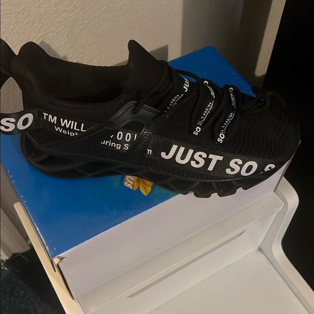 Women's Black Athletic Shoes